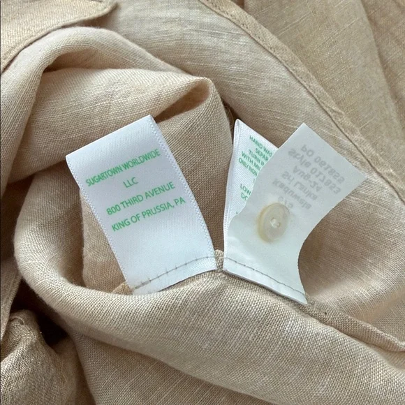 Lilly Pulitzer Sea View Metallic Button Down 
Gold Foiled Sandbar X Resort White - Picture 8 of 9